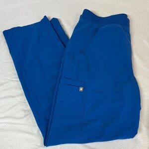 Figs Women’s Axim Vibrant Blue Cargo Scrub Pants size Medium 7 pockets